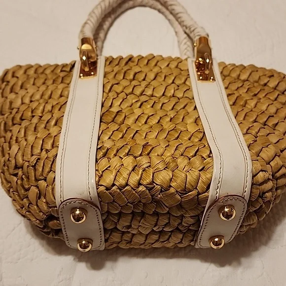 Michael Korea purse - Picture 3 of 4